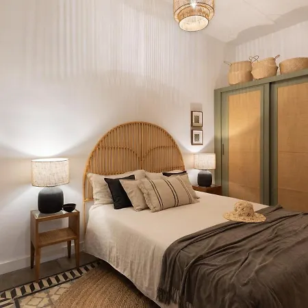 Batik - 2 Bedrooms And Terrace In Eixample Dreta 公寓 *