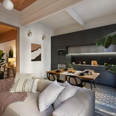 Batik - 2 Bedrooms And Terrace In Eixample Dreta Lägenhet