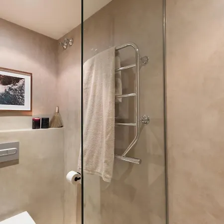 Batik - 2 Bedrooms And Terrace In Eixample Dreta *