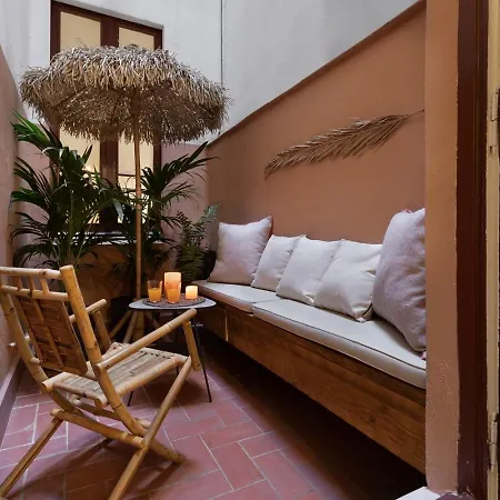Batik - 2 Bedrooms And Terrace In Eixample Dreta *